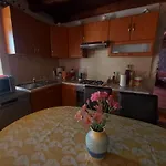House Eleonora בית נופש *