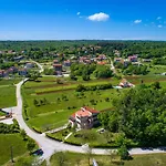 Дом отдыха House Eleonora *